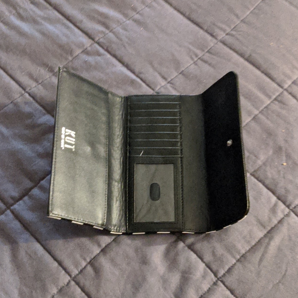 Wallet - Picture 2 of 2